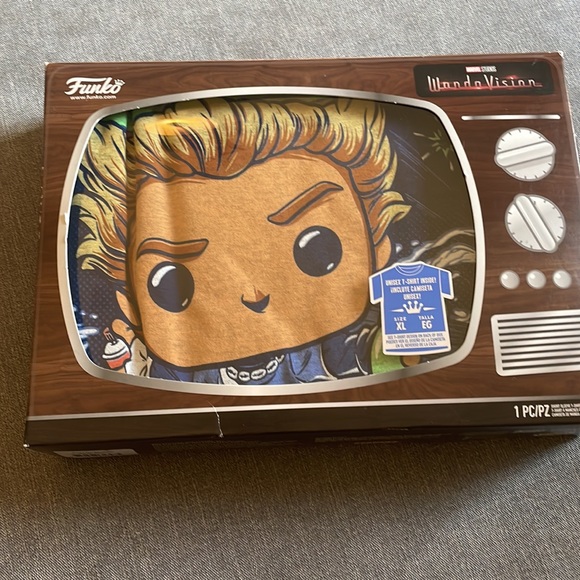 Funko POP! Tees Marvel Wandavision Pietro Maximoff T-Shirt - Picture 3 of 8